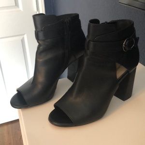 Gianni Bini Peep Toe Black Leather Booties
